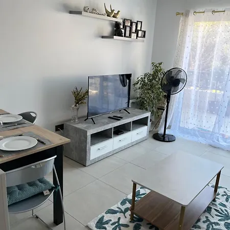 Appartement One Bedroom Proche Plages By Sweet